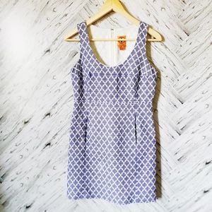 Timeless vintage Tory Burch dress - has pockets!